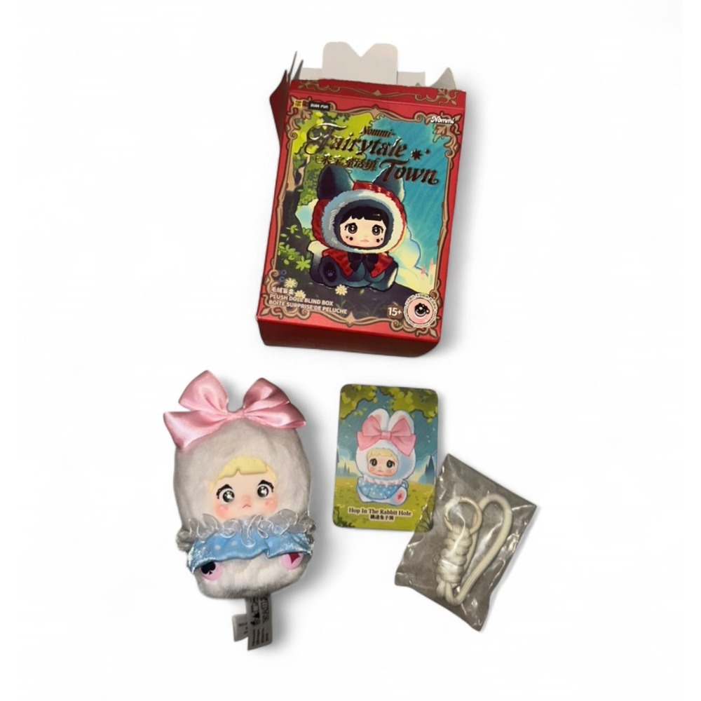 Nommi‎ Fairytale Town Hop In The Rabbit Hole Plush Doll Blind Box Figure Alice